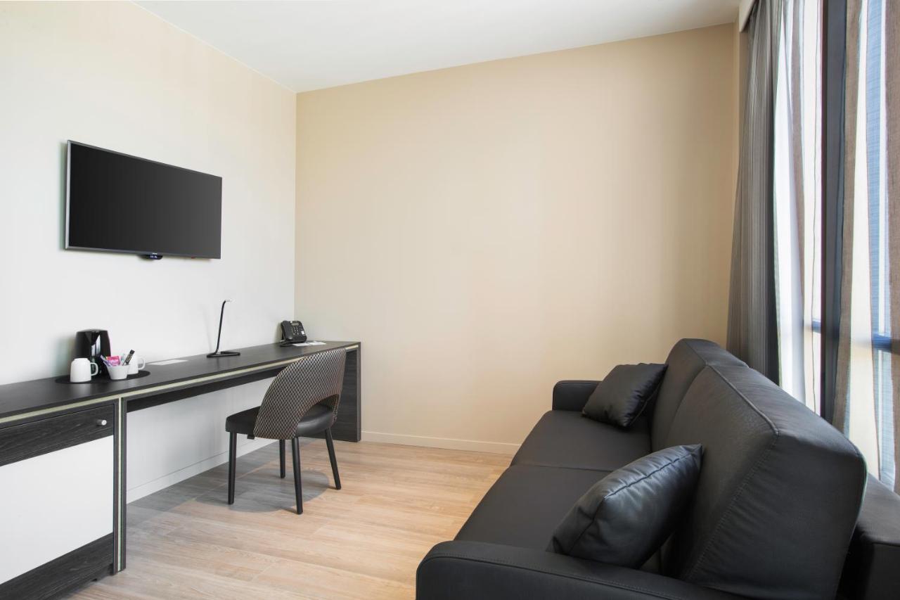 Best Western Plus Hotel Escapade Senlis Senlis  Ngoại thất bức ảnh